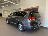 Used 2018 Chrysler Pacifica Touring Plus image 3