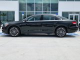Used 2022 Volkswagen Passat 2.0T image 4