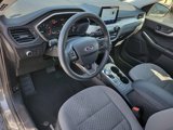 Used 2022 Ford Escape SE image 4