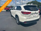 Used 2018 Toyota Highlander XLE image 3
