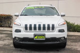 Used 2018 Jeep Cherokee Latitude Plus image 2