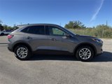 Used 2021 Ford Escape SE image 3