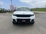 Used 2023 Jeep Grand Cherokee L Laredo image 3