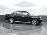 Used 2013 Chevrolet Avalanche LT image 3