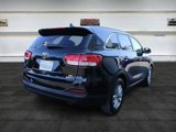 Used 2017 Kia Sorento LX w/ LX Convenience Package image 6