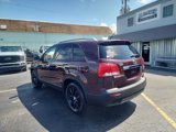 Used 2011 Kia Sorento EX image 3