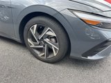 Used 2024 Hyundai Elantra Limited image 5