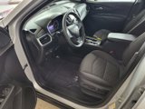 Used 2019 Chevrolet Equinox LT image 2