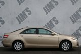 Used 2010 Toyota Camry LE image 5