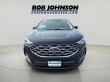 Used 2020 Ford Edge Titanium image 2