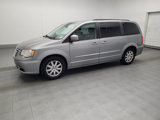 Used 2016 Chrysler Town & Country Touring image 2
