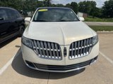 Used 2012 Lincoln MKT AWD image 3