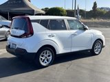 Certified 2022 Kia Soul LX w/ Technology Package image 3