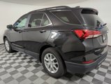Used 2022 Chevrolet Equinox LT image 2