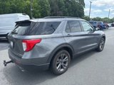 Used 2023 Ford Explorer XLT w/ Equipment Group 202A image 5
