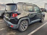 Used 2015 Jeep Renegade Latitude w/ Popular Equipment Group image 4