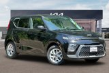 Certified 2022 Kia Soul LX w/ Technology Package image 2
