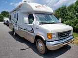 Used 2006 Ford E-350 and Econoline 350 Super Duty image 2