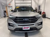 Used 2020 Ford Explorer XLT w/ Equipment Group 202A image 3