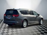 Used 2021 Chrysler Voyager Lxi image 3