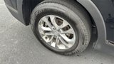 Used 2019 Hyundai Santa Fe SE image 5
