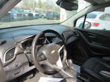 Used 2019 Chevrolet Trax LT w/ LT Convenience Package image 4