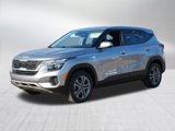 Certified 2022 Kia Seltos LX image 3