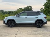 New 2025 Volkswagen Taos SE image 2