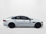 Certified 2024 Jaguar XF R-Dynamic SE image 4