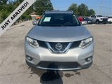 Used 2014 Nissan Rogue SV image 2