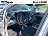 Used 2021 Chrysler Pacifica Touring image 5