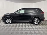 Used 2018 Nissan Rogue SV image 3