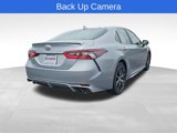 Used 2024 Toyota Camry SE image 6
