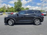 Used 2018 Hyundai Tucson SE image 2