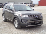 Used 2017 Ford Explorer XLT w/ Equipment Group 202A image 5