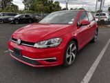 Used 2018 Volkswagen Golf SE image 2
