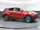 Used 2022 Kia Sportage LX image 2