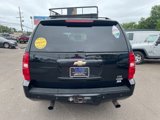 Used 2007 Chevrolet Suburban LT w/ LT Preferred Equipment Group image 6