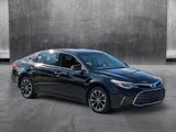 Used 2017 Toyota Avalon XLE image 3