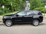 New 2025 Jeep Grand Cherokee Laredo X w/ Luxury Tech Group I image 2