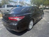 Used 2019 Toyota Camry LE image 4