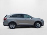Used 2019 Kia Sorento L image 4