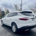 Used 2019 Buick Enclave Essence image 3