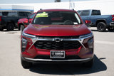 Used 2025 Chevrolet Trax LT image 2