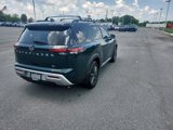 Used 2022 Nissan Pathfinder SL image 3