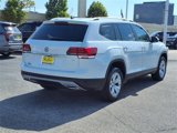 Used 2018 Volkswagen Atlas SE image 2