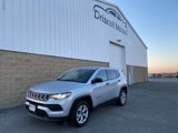 Used 2025 Jeep Compass Sport image 2