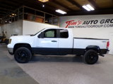 Used 2011 GMC Sierra 2500 W/T image 2