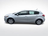 Used 2017 Kia Forte LX image 4