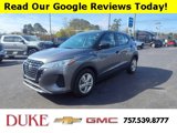 Used 2022 Nissan Kicks S image 2